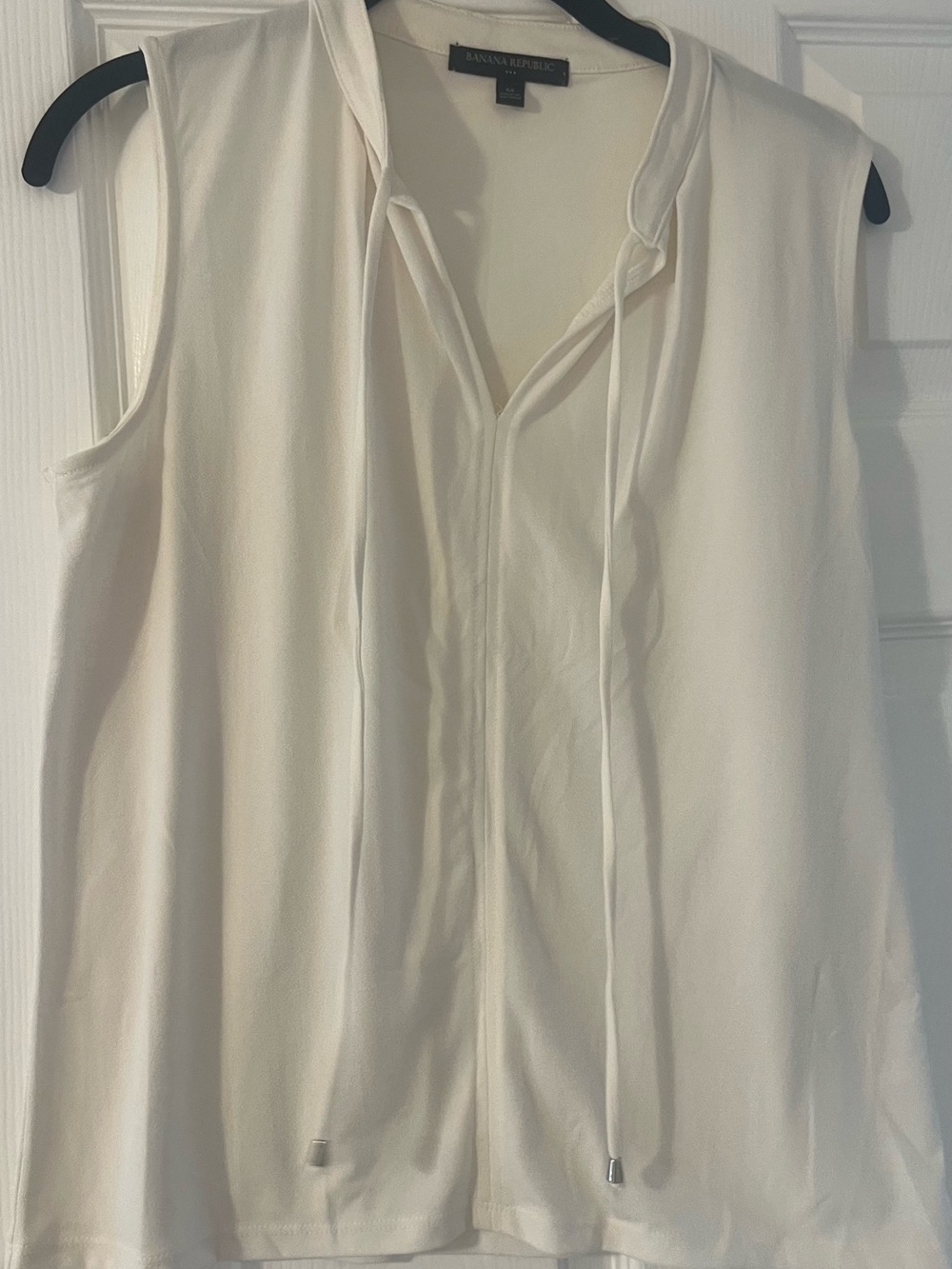 Banana Republic Cream Sleeveless Tie-Neck Top